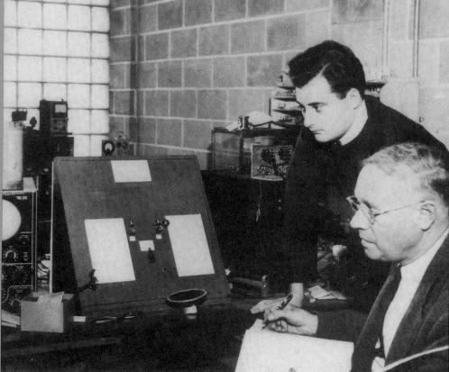 Seymour Benzer and Karl Lark-Horowitz in the Purdue physics laboratory. Courtesy of Seymour Benzer.