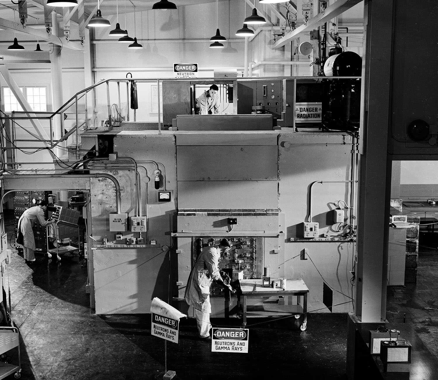 The SUPO, the most powerful version of the Water Boiler Reactor, at Los Alamos, in the 1950s. Image courtesy of Los Alamos National Laboratory.