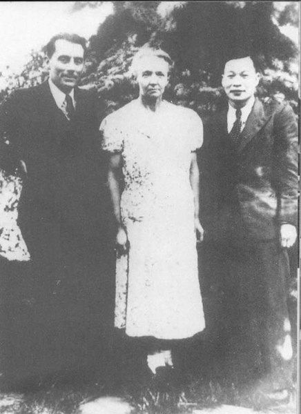 Qian Sanqiang with Frédéric and Irène Joliot-Curie